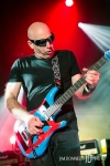 Chickenfoot-16_520x780