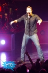 chris-young-10_512x768