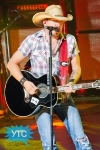 jason-aldean-46_512x768